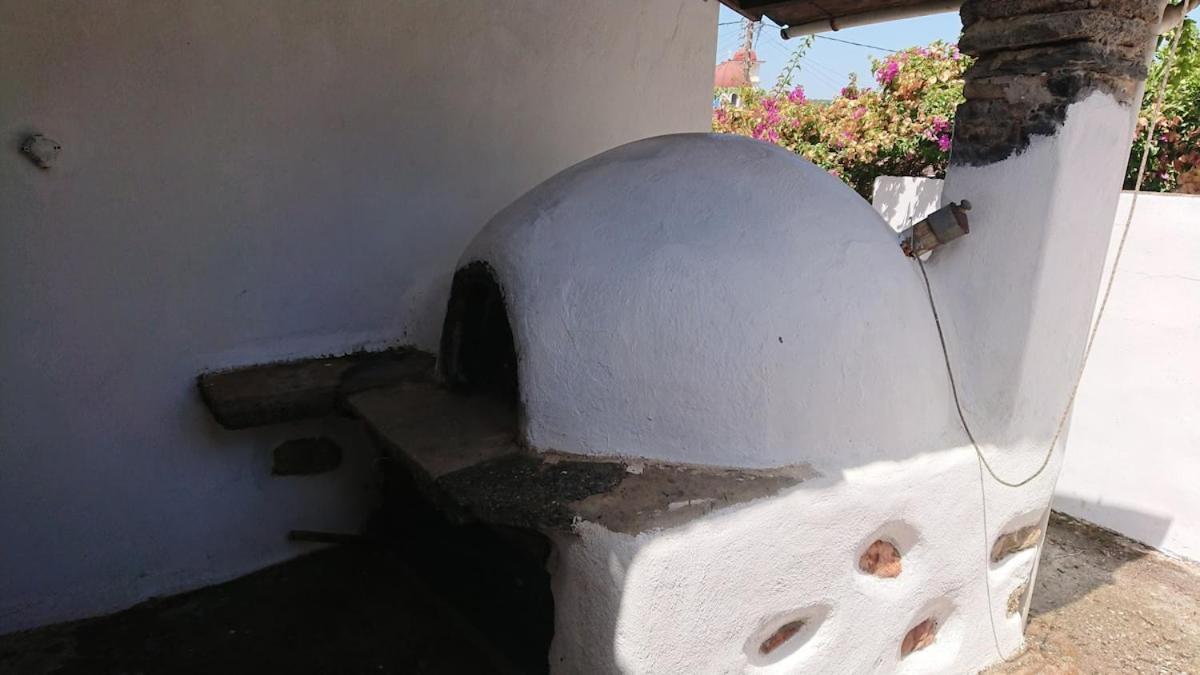 Afrodite'S House-Restaurated Oil Factory Agia  Dış mekan fotoğraf